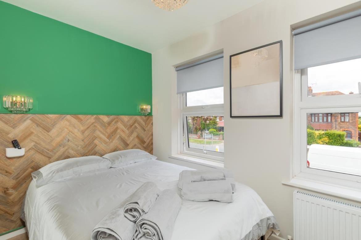 Ocean Apartments, Apartment 1 - Bright And Modern 1 Bedroom Apartment Littlehampton Dış mekan fotoğraf